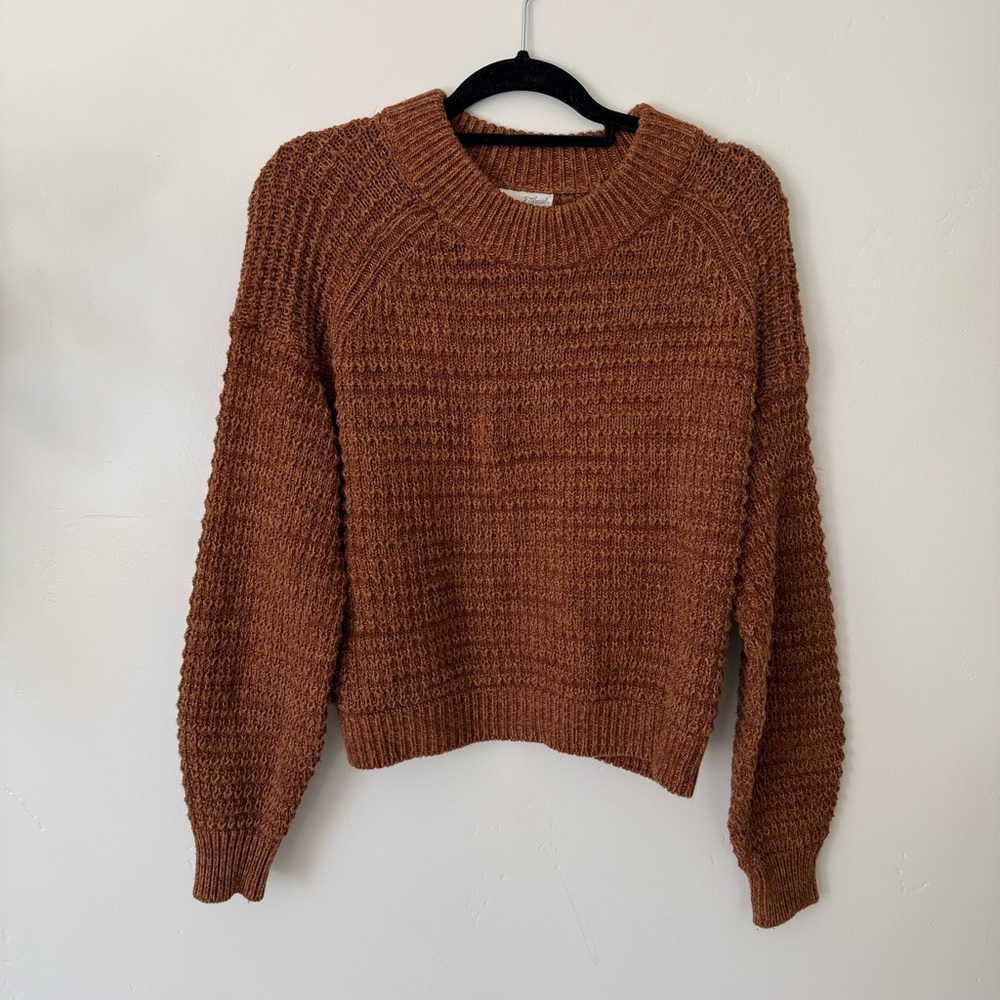 Universal Thread Crew Neck Sweater
